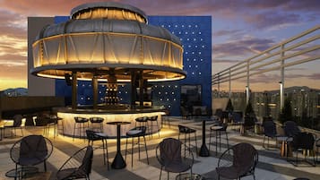 Café da manhã, almoço e jantar; culinária mediterrânea