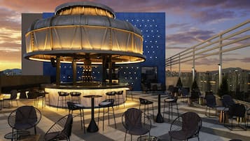 Frokost, lunsj og middag serveres, middelhavsretter