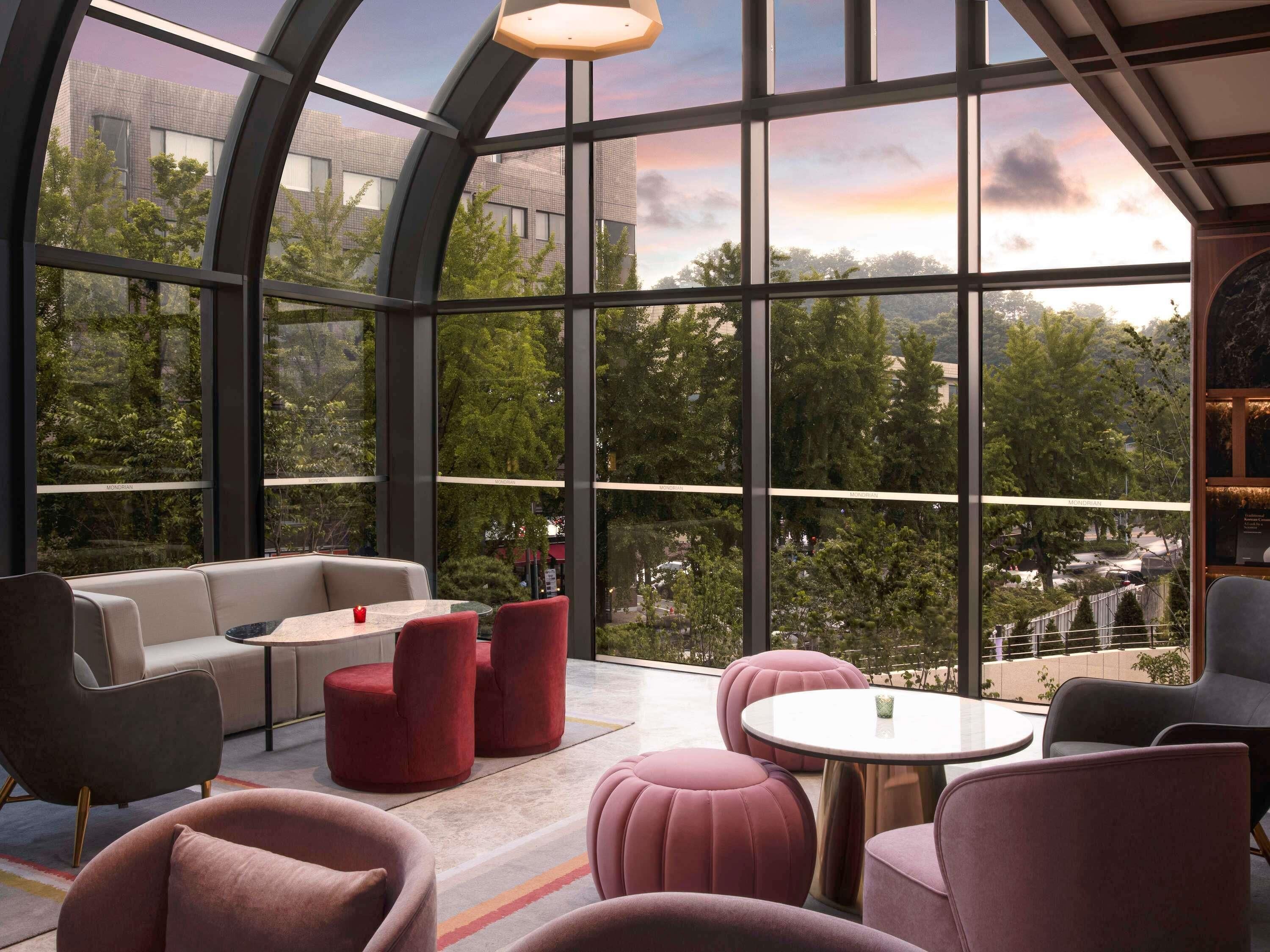 Premium bedding, minibar, in-room safe, blackout curtains