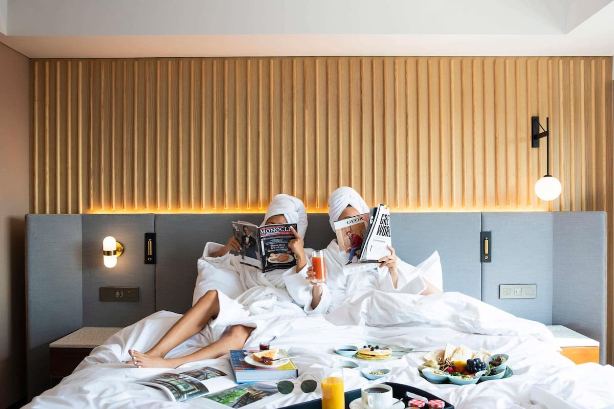 Signature City, 1 King Bed (City) | 1 bedroom, premium bedding, minibar, in-room safe