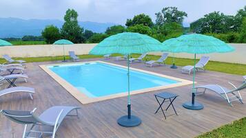 Piscine extérieure
