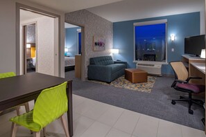 Suite, 1 Bedroom, Non Smoking | 1 bedroom, in-room safe, desk, laptop workspace