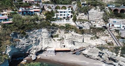Villa Bina Sea Hotel