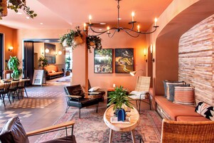 Sala de estar en el lobby