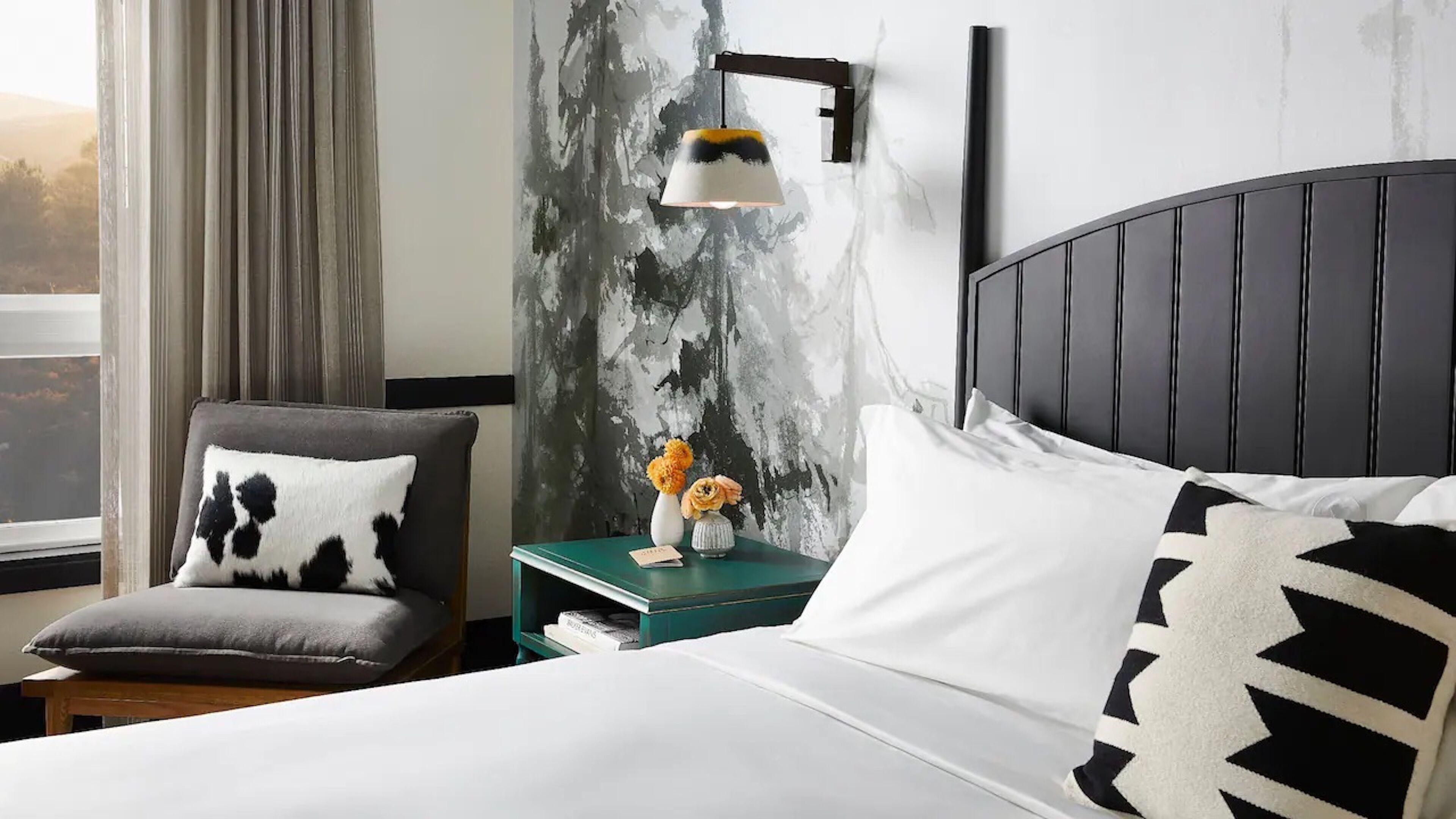 1 bedroom, premium bedding, down duvets, in-room safe