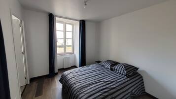 1 chambre, Wi-Fi gratuit, draps fournis