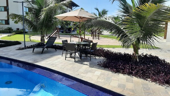 Apartamento família | Piscina | Piscina externa
