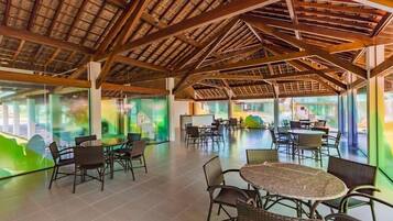 Apartemen Keluarga | Tempat makan