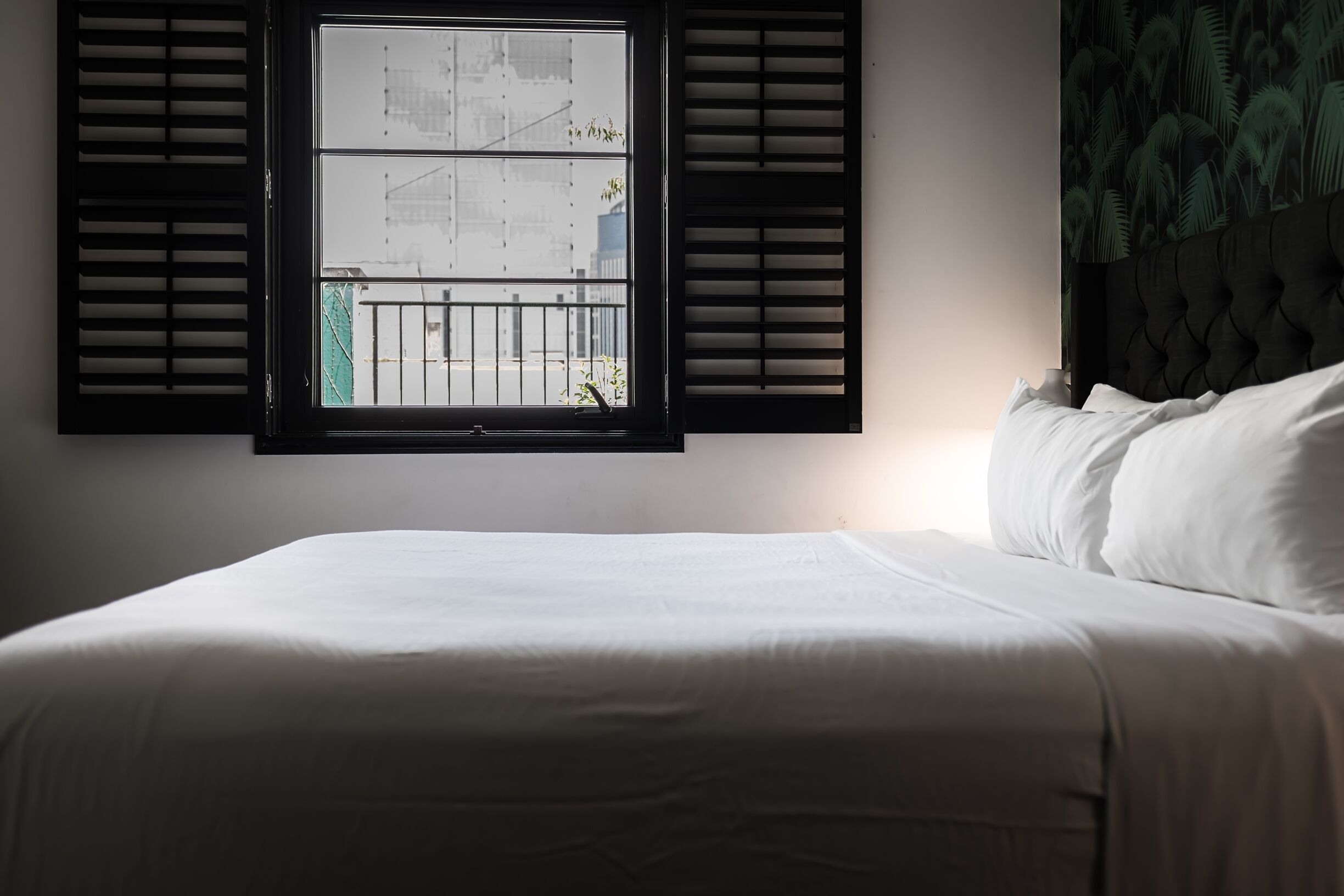 SoBro Guest House by Black Swan - Parking (11)