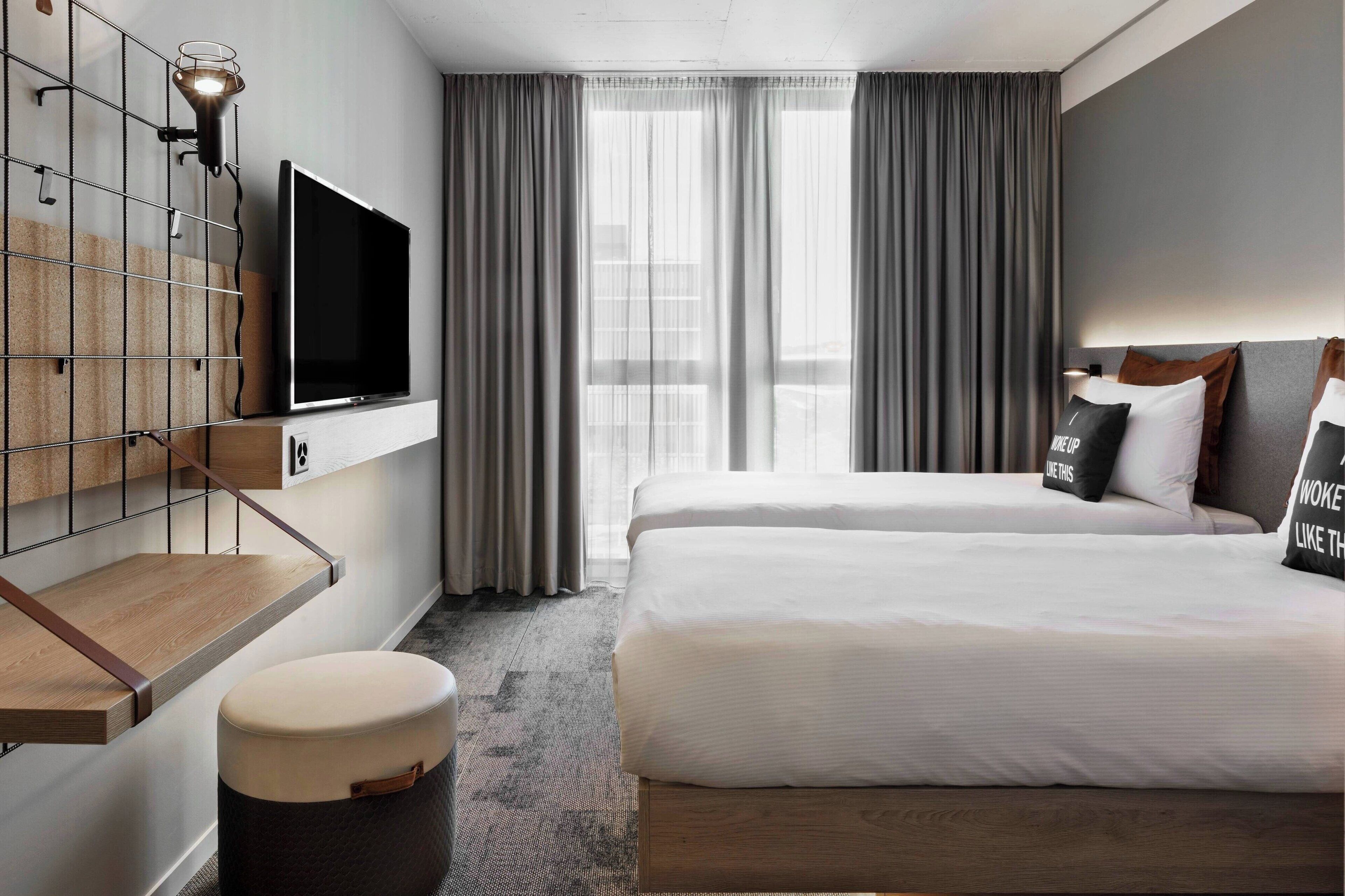 room, 2 single beds | free cots/infant beds, free wifi, bed sheets