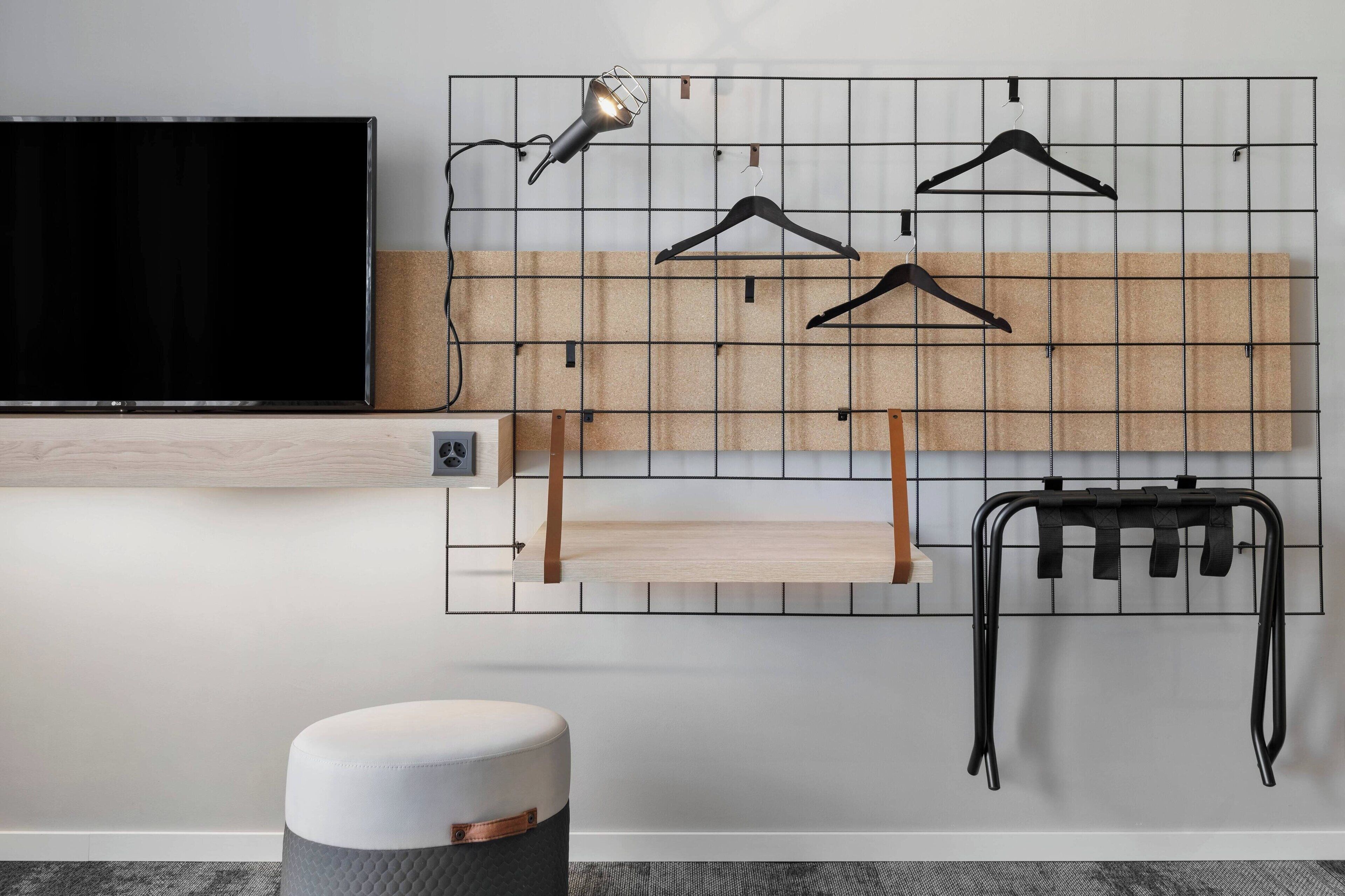 family room, 1 queen bed with sofa bed | free cots/infant beds, free wifi, bed sheets