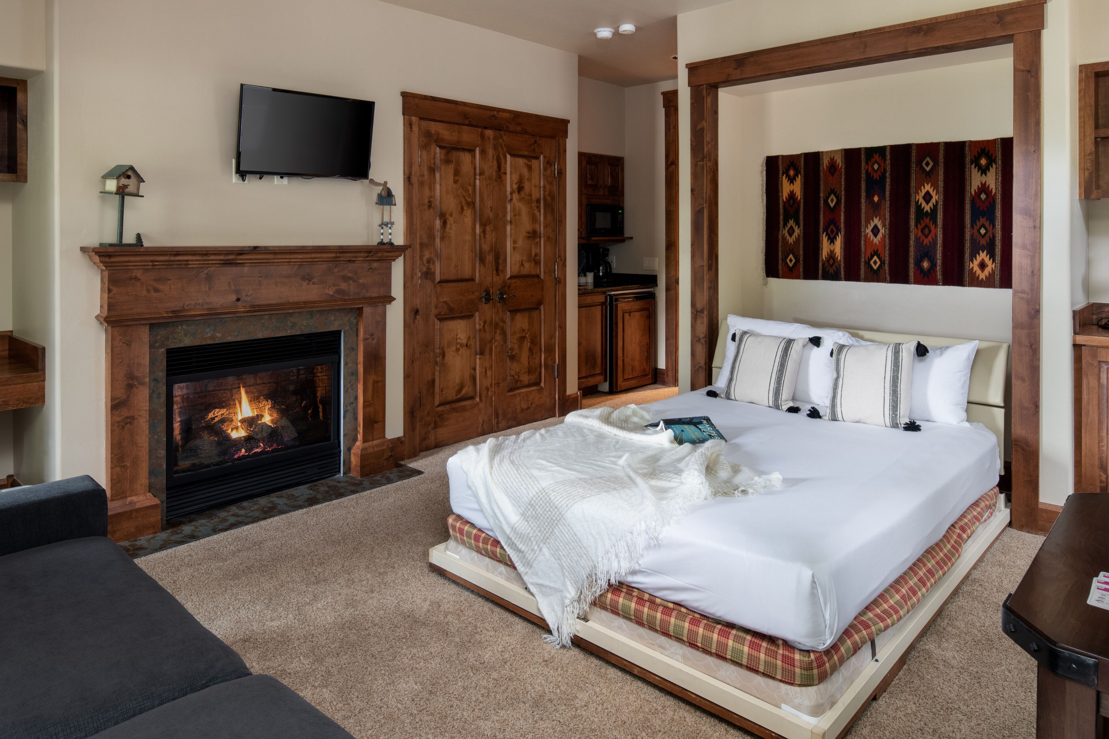 3 bedrooms, desk, iron/ironing board, WiFi