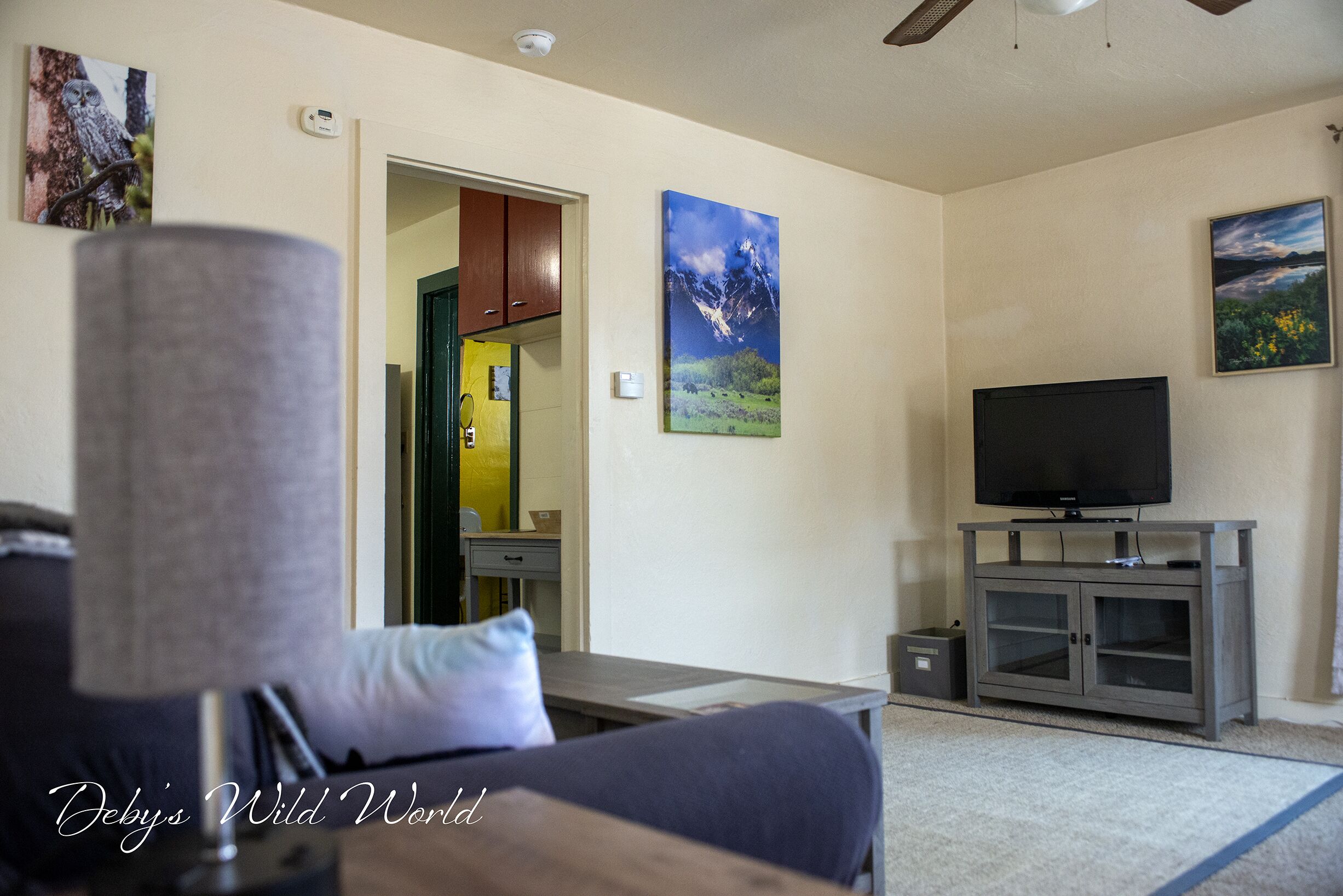 Yellowstone's Wolf Den - a private vacation home