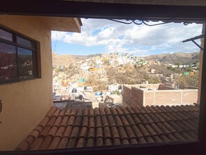 Basic Single Room, 1 Twin Bed, Hill View | Down comforters, free WiFi, bed sheets