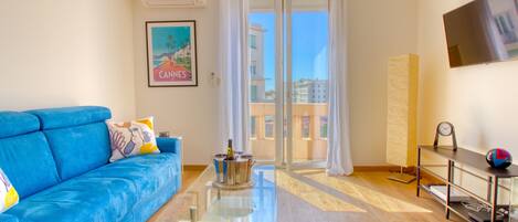 Televisie en een kantoor