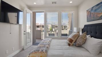 4 bedrooms, iron/ironing board, travel crib, WiFi