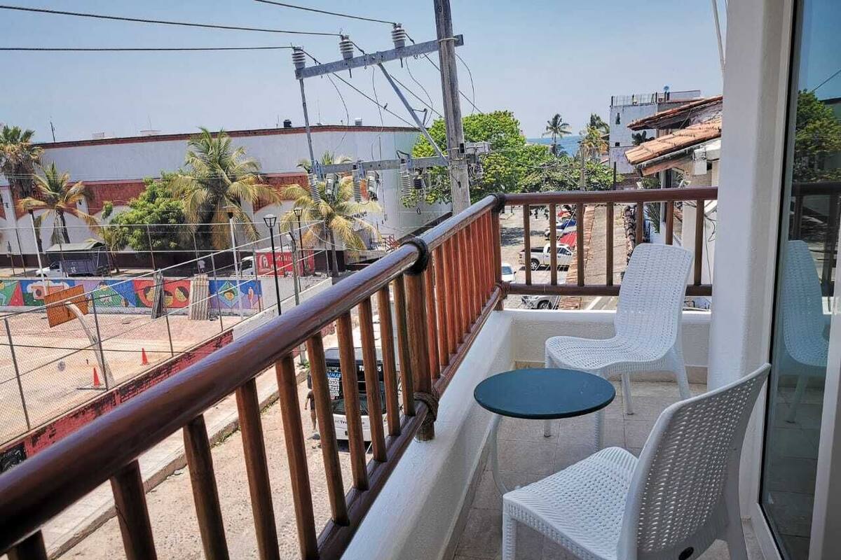 Elite Apartment | Memory foam beds, WiFi (free)