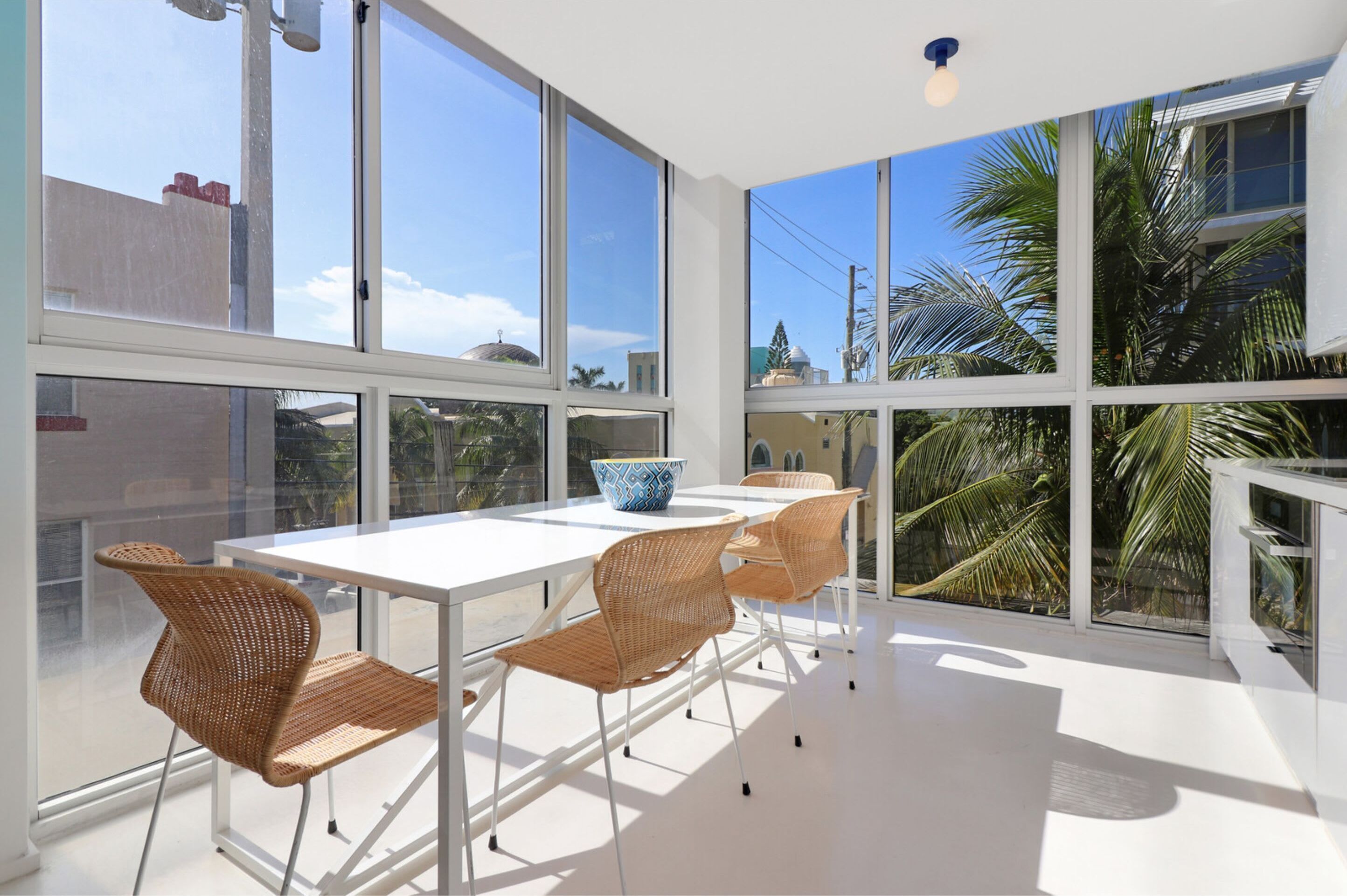 Apartamento, 4 habitaciones (Adjacent, Four Bath) | Servicio de comidas en la habitación