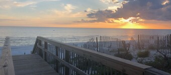 2 night minimum!  Flexible Booking Dates!