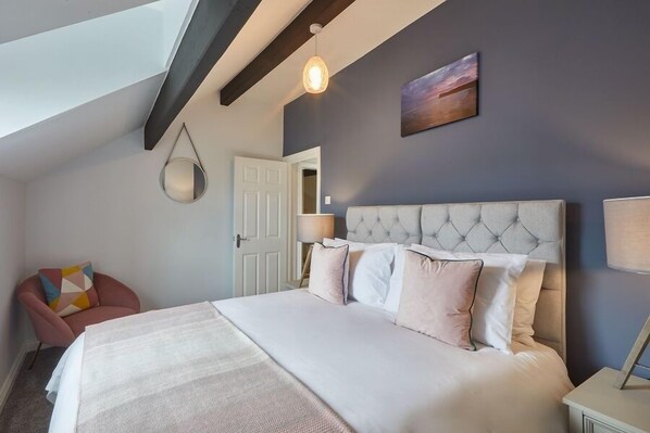 Apartment, 1 Schlafzimmer | 1 Schlafzimmer, hochwertige Bettwaren, Schreibtisch