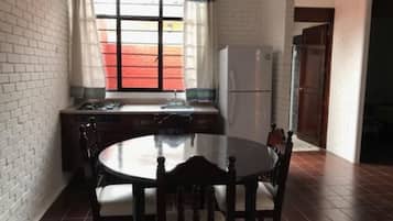 Loft | Opções para refeição no quarto