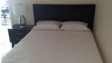 2 Schlafzimmer, Bügeleisen/Bügelbrett, kostenloses WLAN, Bettwäsche