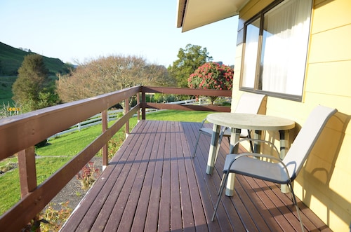 Waitomo Big Bird Retreat