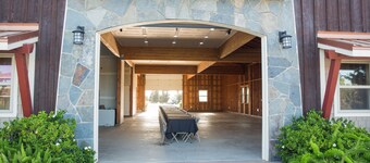 Water / Ranch setting with all the city amenities