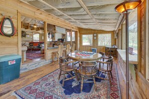 Dining - The Ranch at Keystone: 9 Mi to Mount Rushmore! (Keystone)