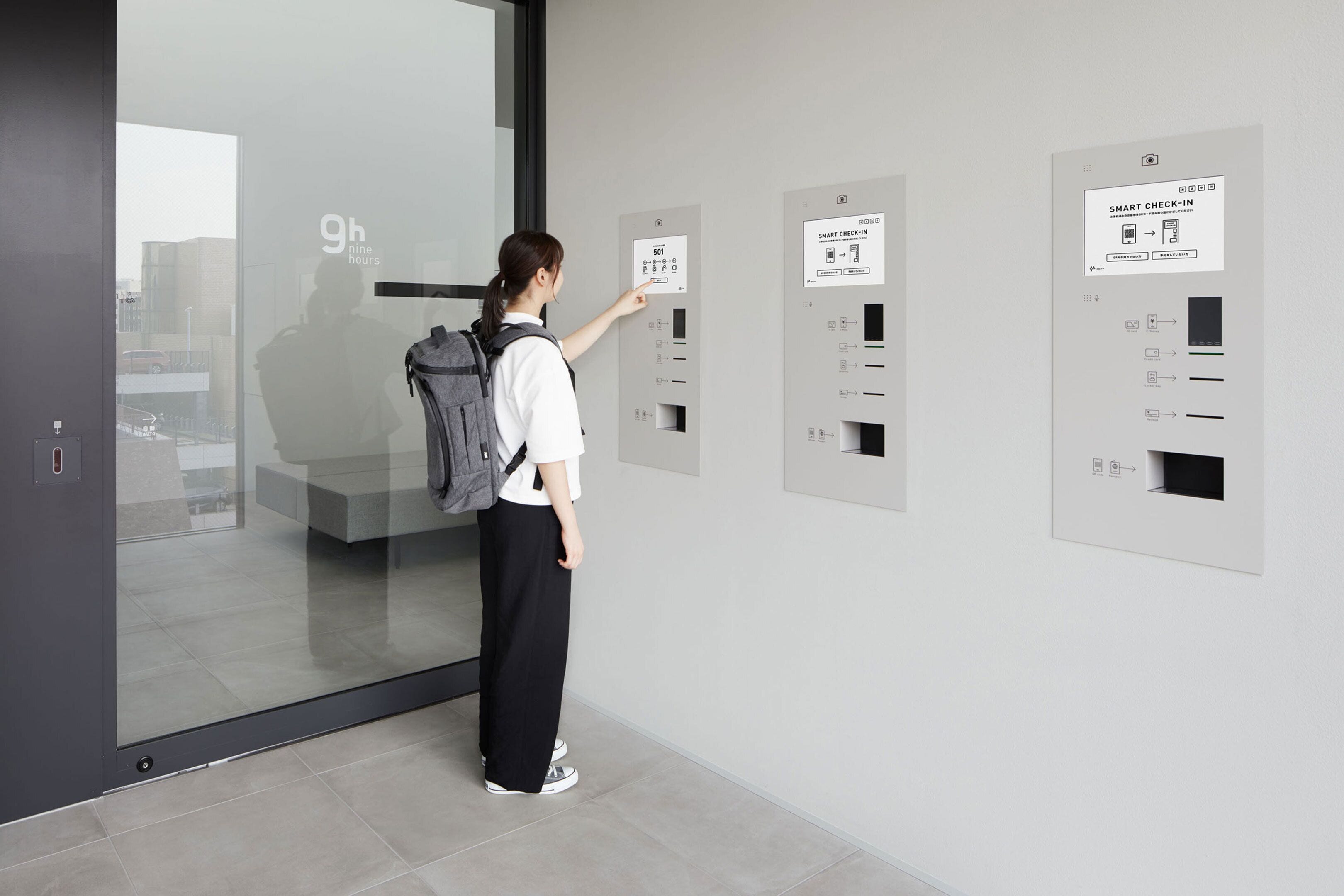 Foto - 9h nine hours Hakata station