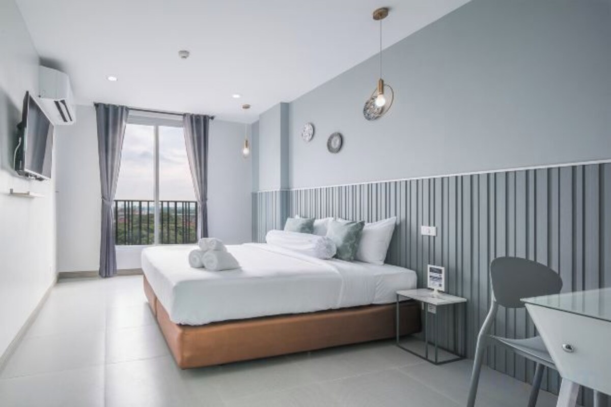 Classic King Room