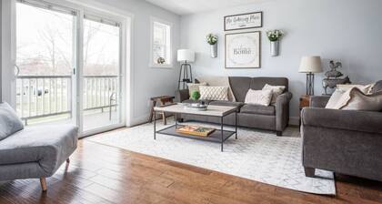 Hygge |3BD Townhome|Downtown|Wineries|Beaches