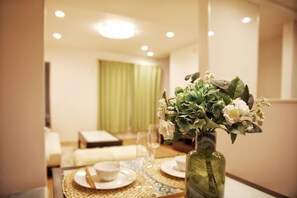 Dining - Ikebukuro House (Tokyo)