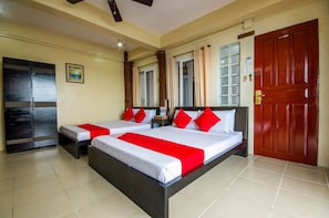 Free WiFi, bed sheets - Jy Crown Palace (Cebu City)