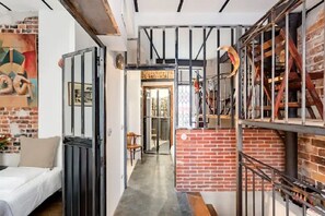 2 chambres, fer et planche à repasser, Wi-Fi, draps fournis