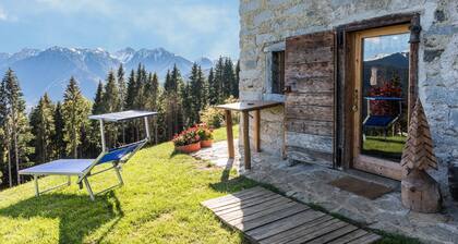 Maison de vacances "Baita dai Cotai" dans un cadre fantastique avec vue sur les montagnes