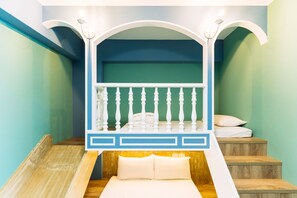 Triple Room, Balcony | Blackout drapes, free WiFi, bed sheets - Flower Young B&B (Hualien City)