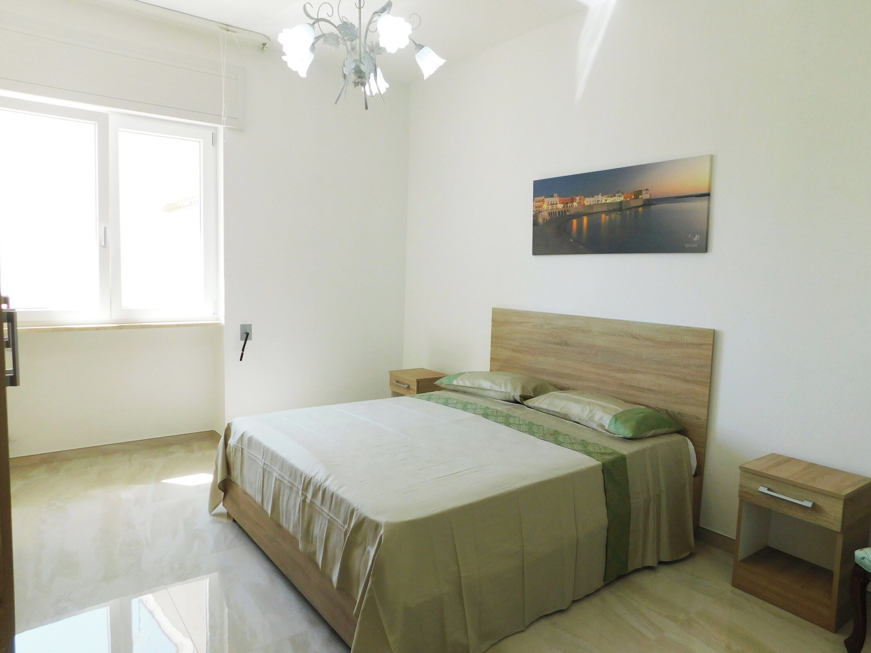 2 bedrooms, bed sheets