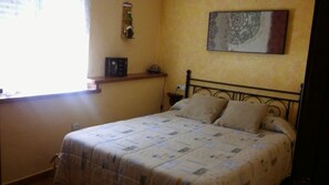 4 chambres, Wi-Fi gratuit, draps fournis