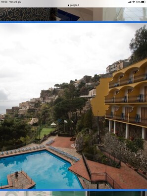 Outdoor pool, a heated pool - SUITE IN 4 STAR HOTEL WITH VERANDA (Positano)