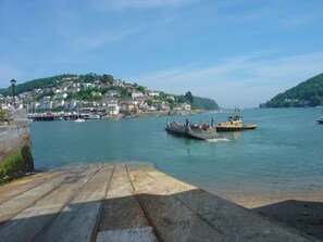 Exterior - Peaceful Holiday Home in Kingswear Devon With Terrace (Dartmouth)