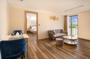 Apartment, 1 Schlafzimmer | Wohnbereich | Flachbildfernseher