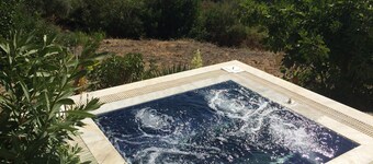 Banana Valley Villa, private pool and whirlpool, tranquillity, spectacular views