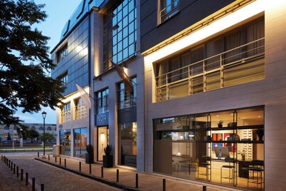 Noa Hotel