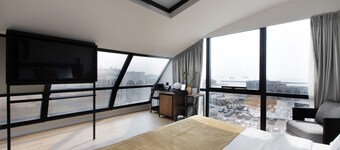 Noa Hotel