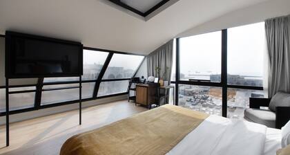 Noa Hotel