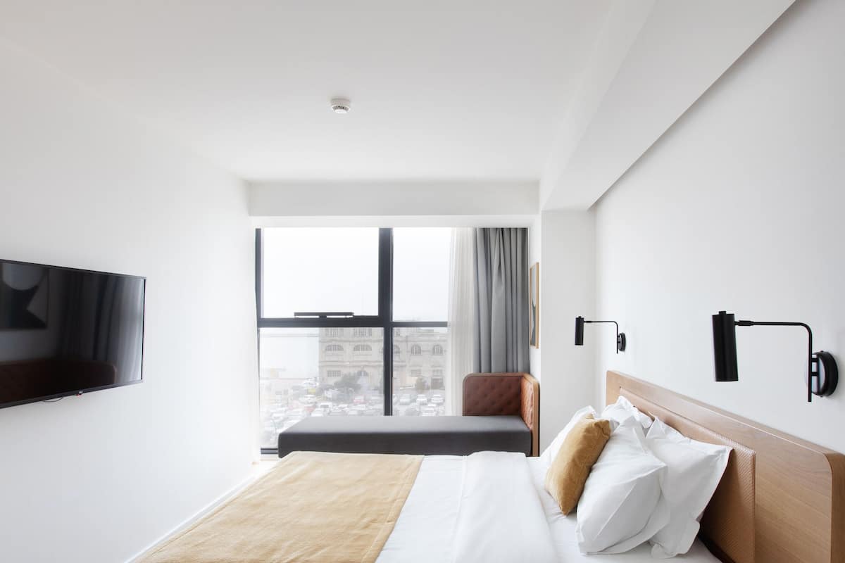 Sea view Junior Suite | 高級寢具、舒適加層、迷你吧、客房內保險箱