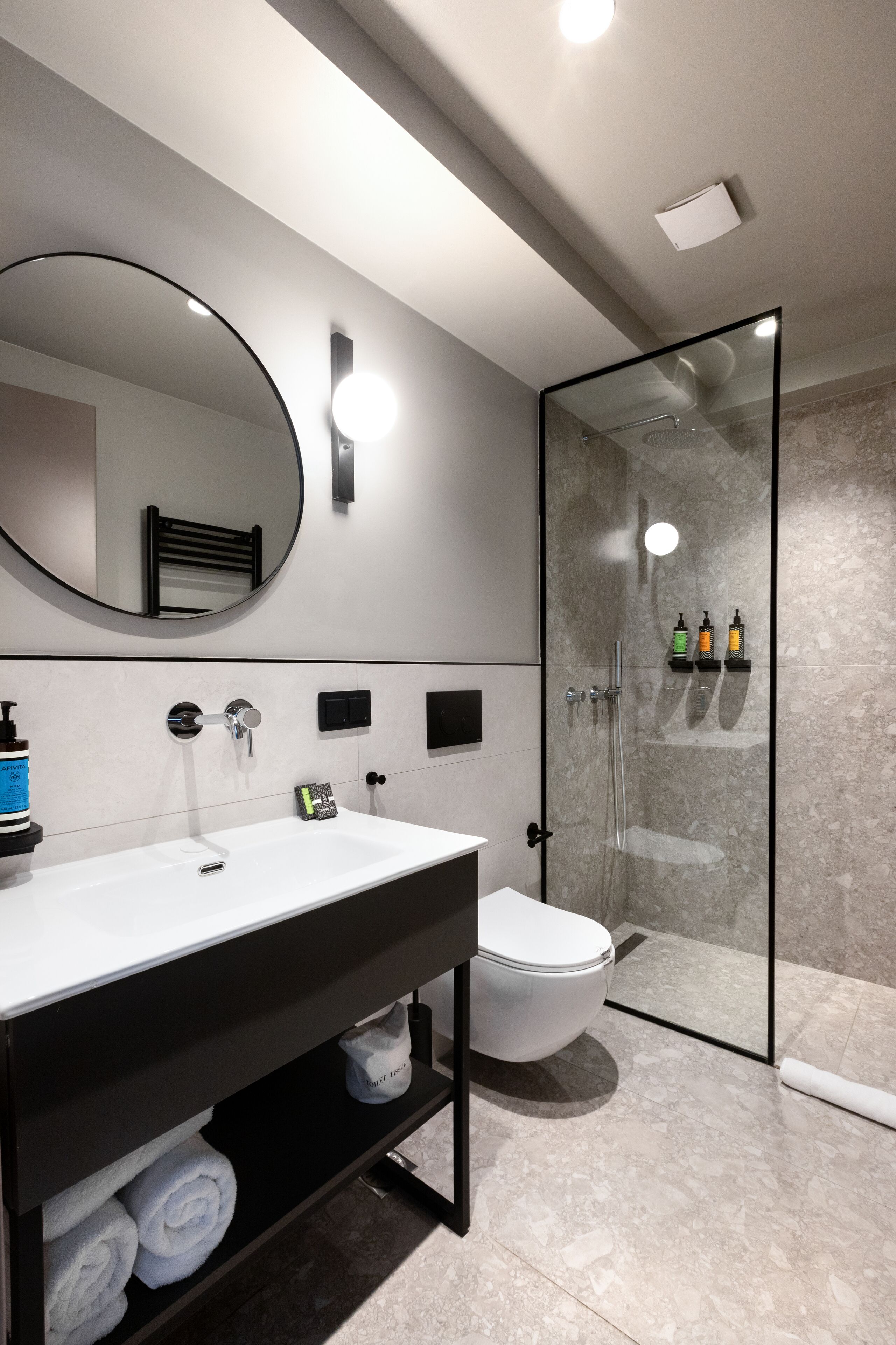 loft | bathroom | shower, rainfall showerhead, free toiletries, hair dryer