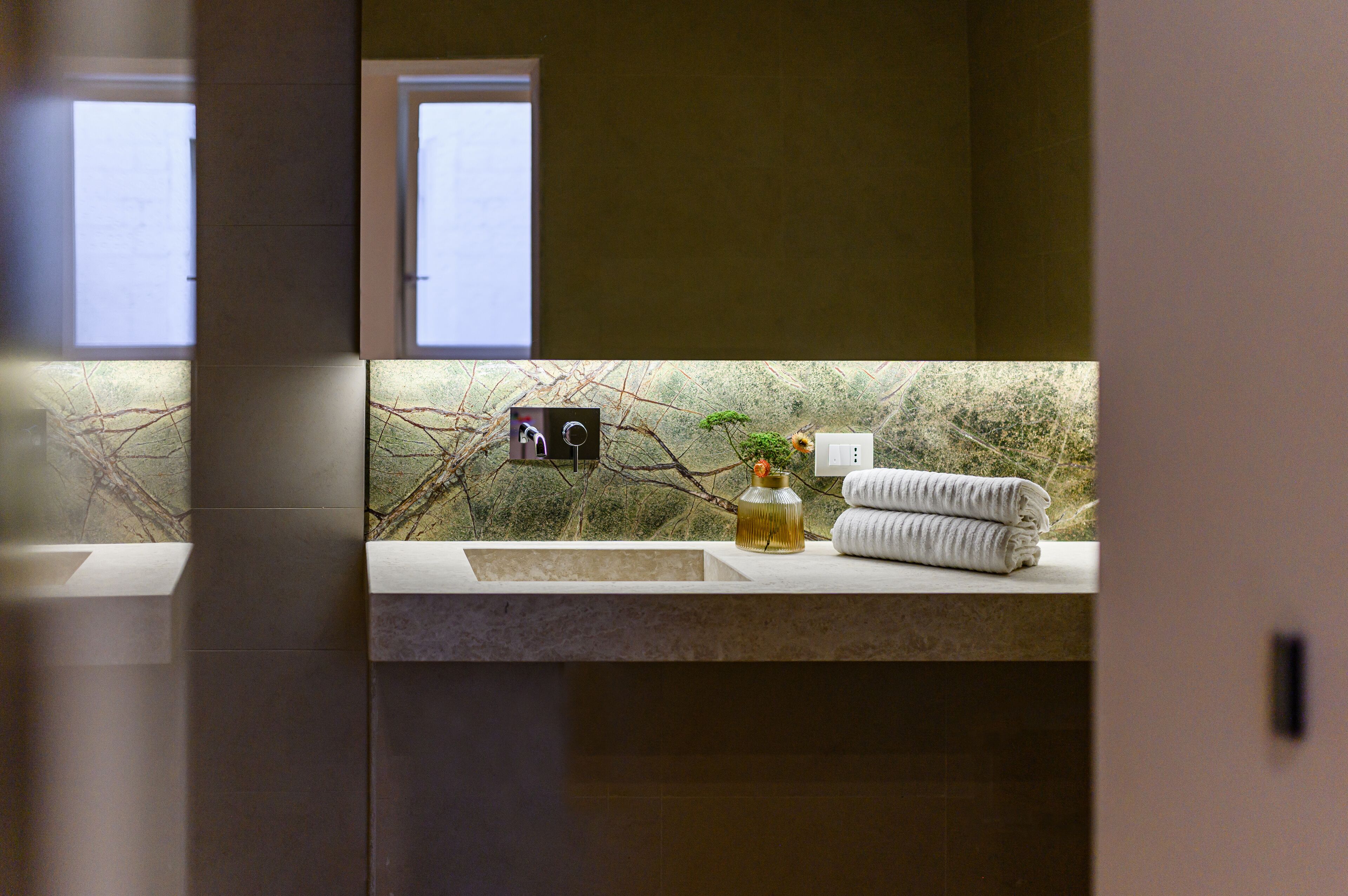 classic room | bathroom | free toiletries, hair dryer, slippers, bidet