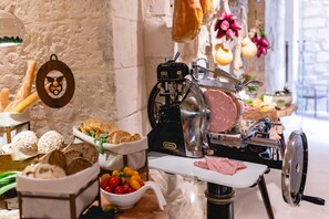 Free daily cooked-to-order breakfast - Pollicastro Boutique Hotel (Lecce)